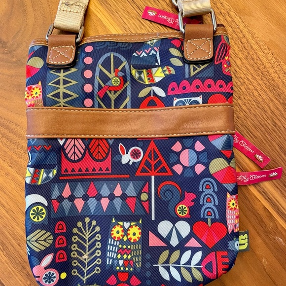 Lily Bloom Crossbody Bag NWOT - Picture 3 of 4